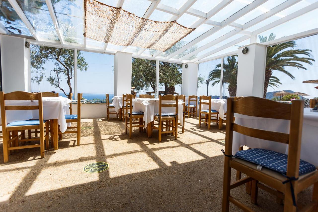 Kinira Beach Hotel ภายนอก รูปภาพ