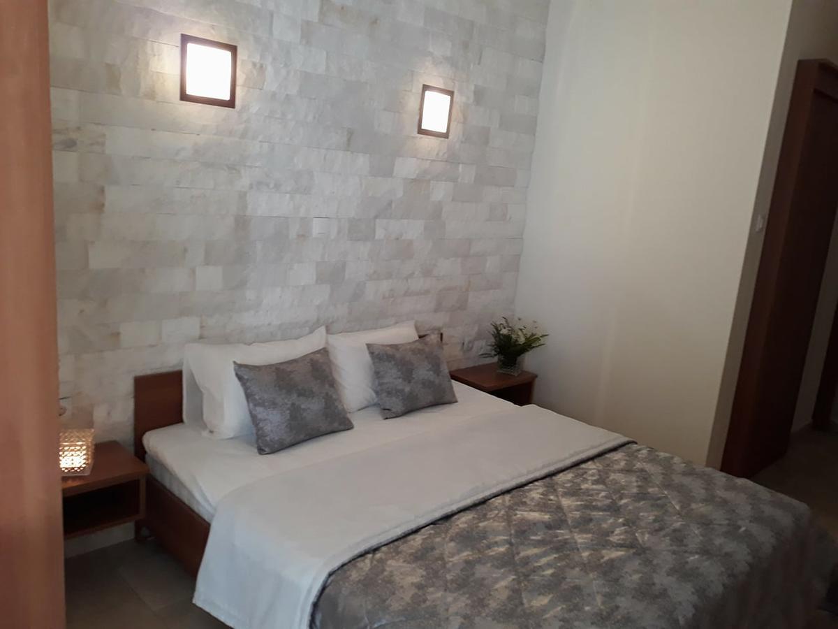 Kinira Beach Hotel ภายนอก รูปภาพ