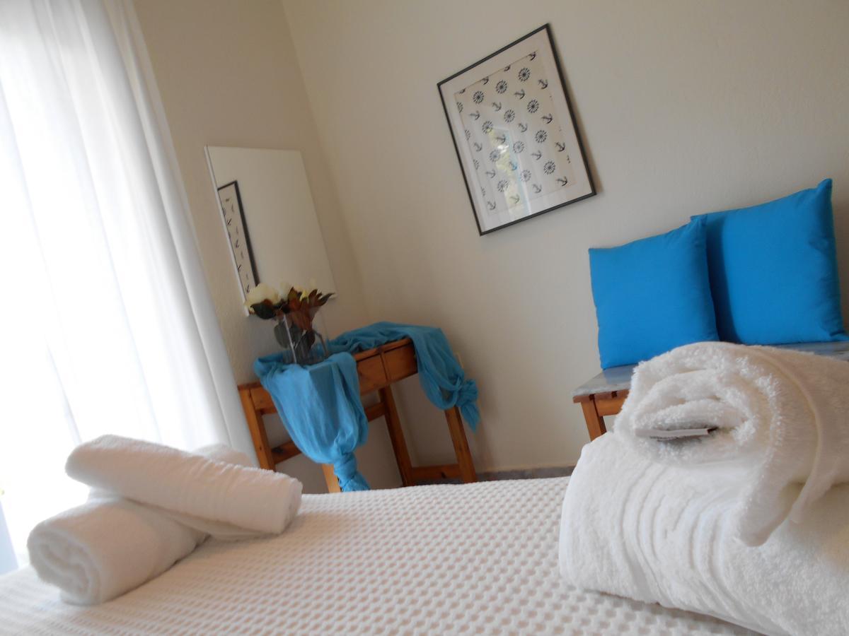 Kinira Beach Hotel ภายนอก รูปภาพ